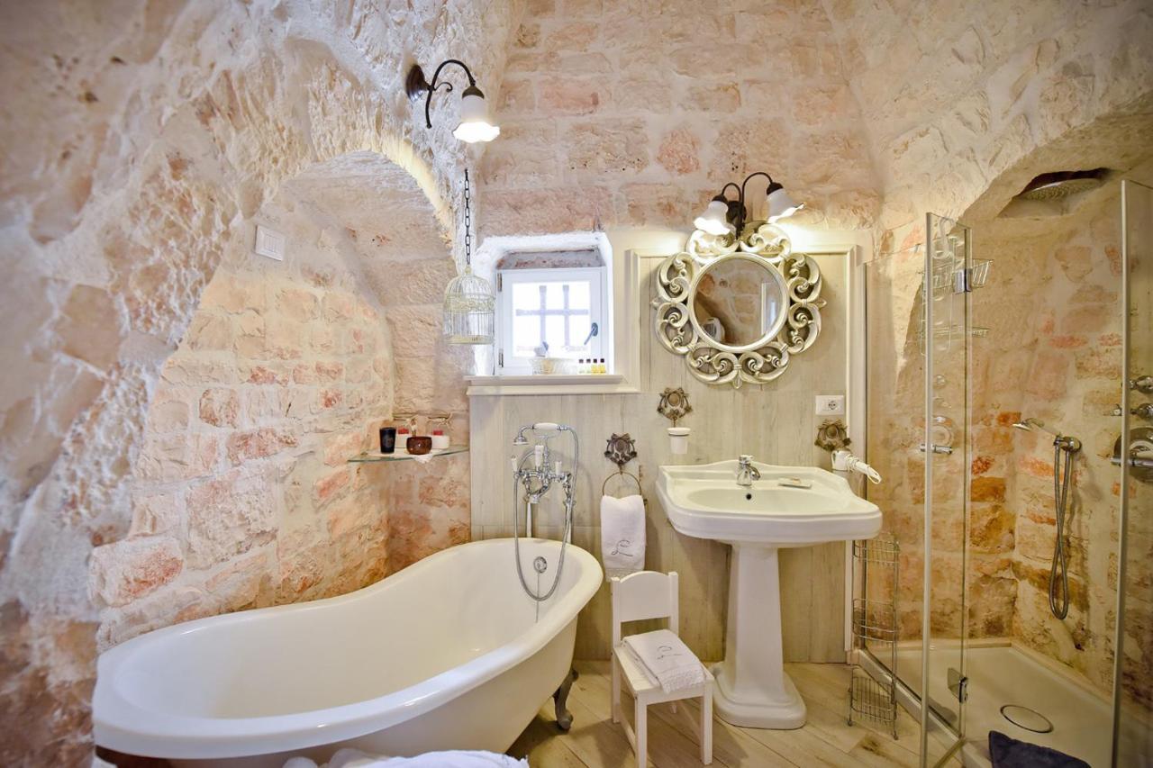 Leonardo Trulli Hotel *
