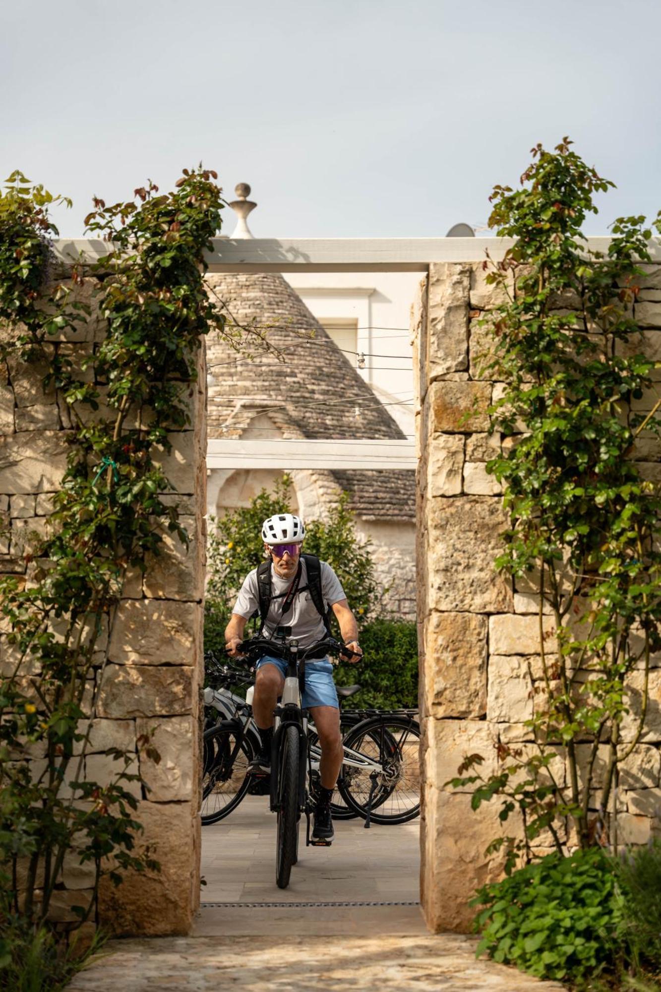 Hotel Leonardo Trulli